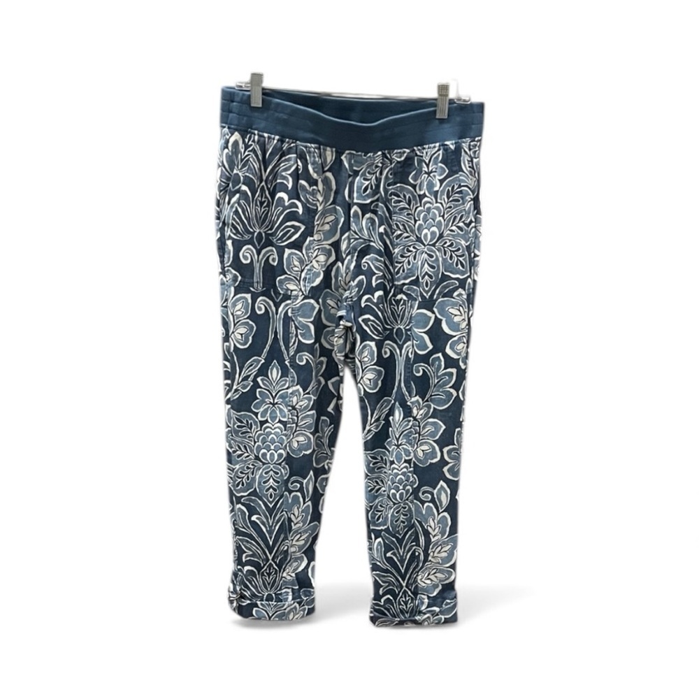 Soft surroundings Blue and White Floral jeans size M